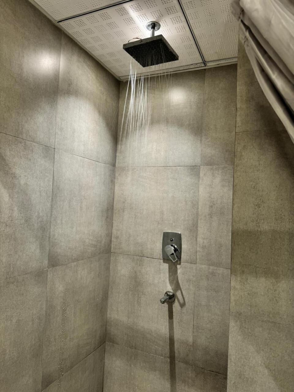 Apartment Roseville Suite's & 94 New Delhi