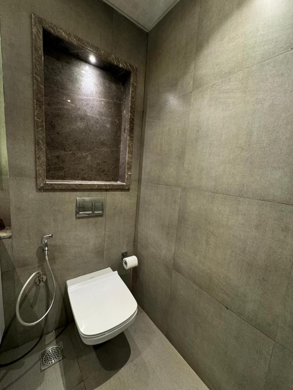 Roseville Suite's & 94 New Delhi
