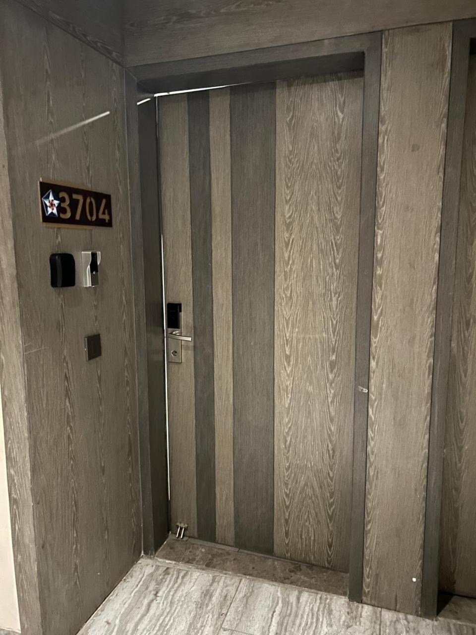 Roseville Suite's & 94 New Delhi